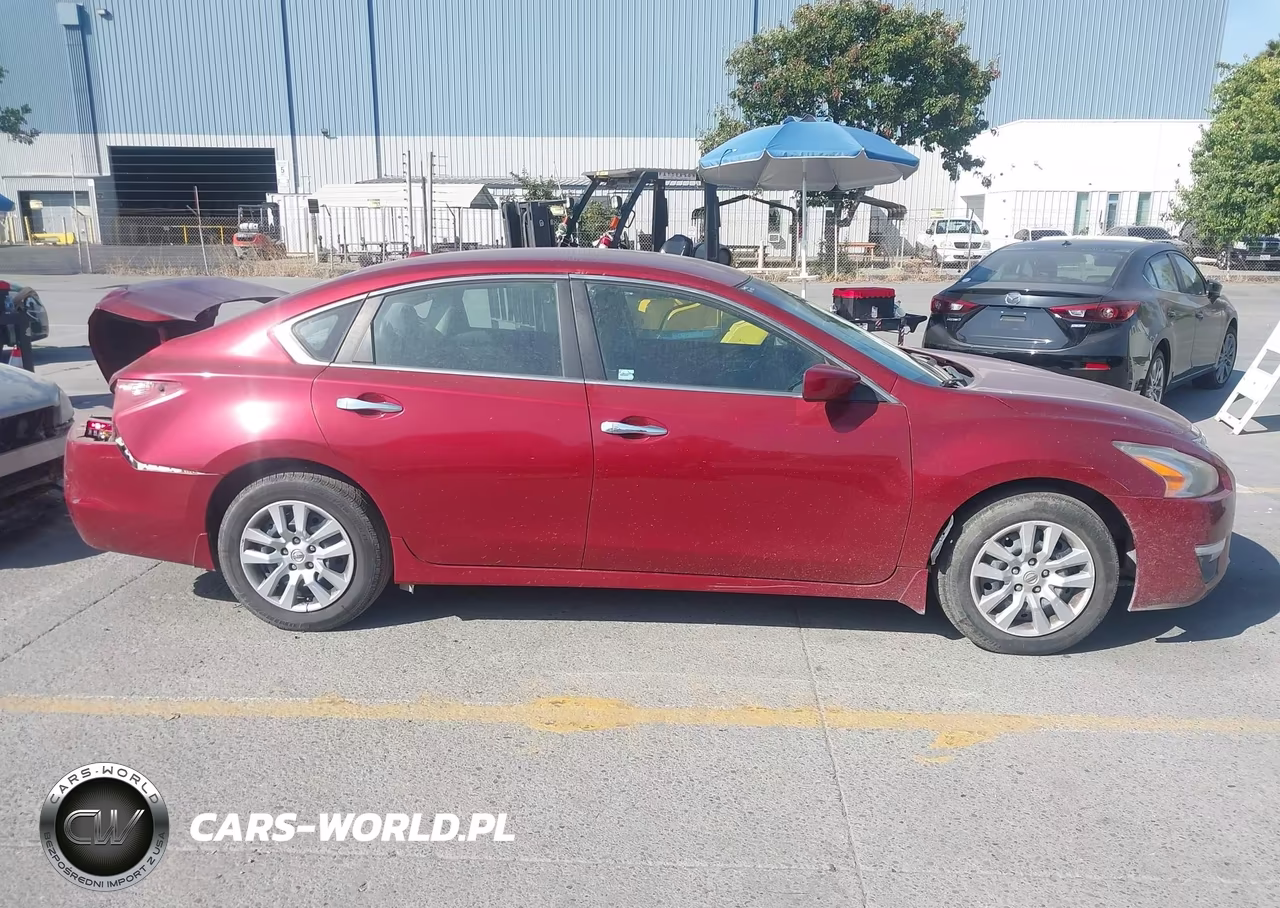 2015 Nissan Altima 2.5 S VIN:1N4AL3APXFN310456 - 14
