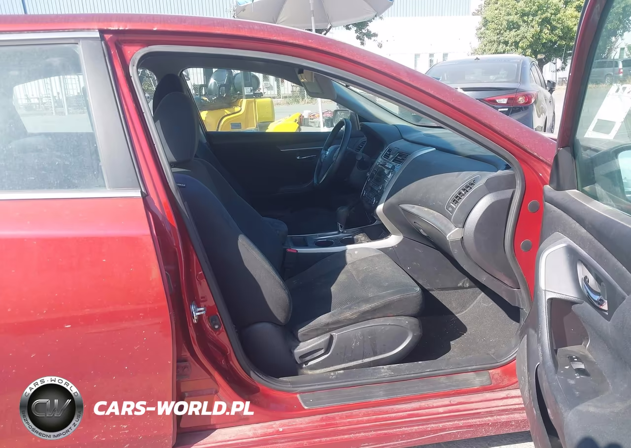 2015 Nissan Altima 2.5 S VIN:1N4AL3APXFN310456 - 5