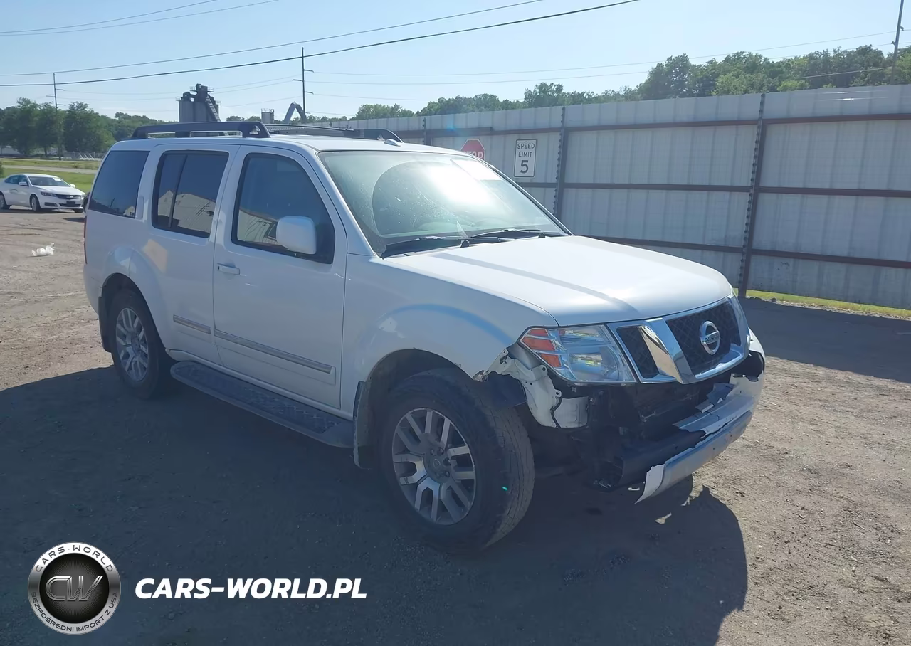 2012 Nissan Pathfinder Le