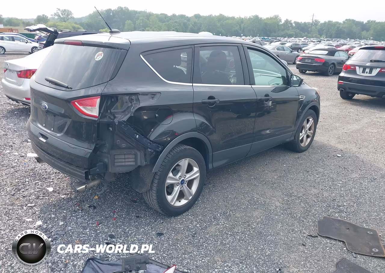 2015 Ford Escape Se VIN:1FMCU9G98FUA18365 - 4