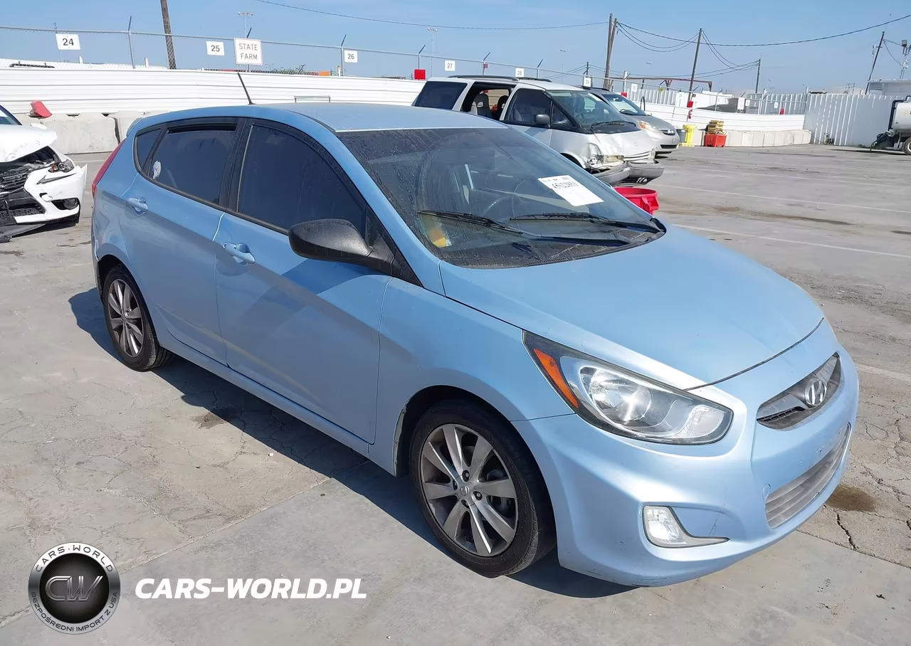 2013 Hyundai Accent Se – zdjęcie 1 z 16