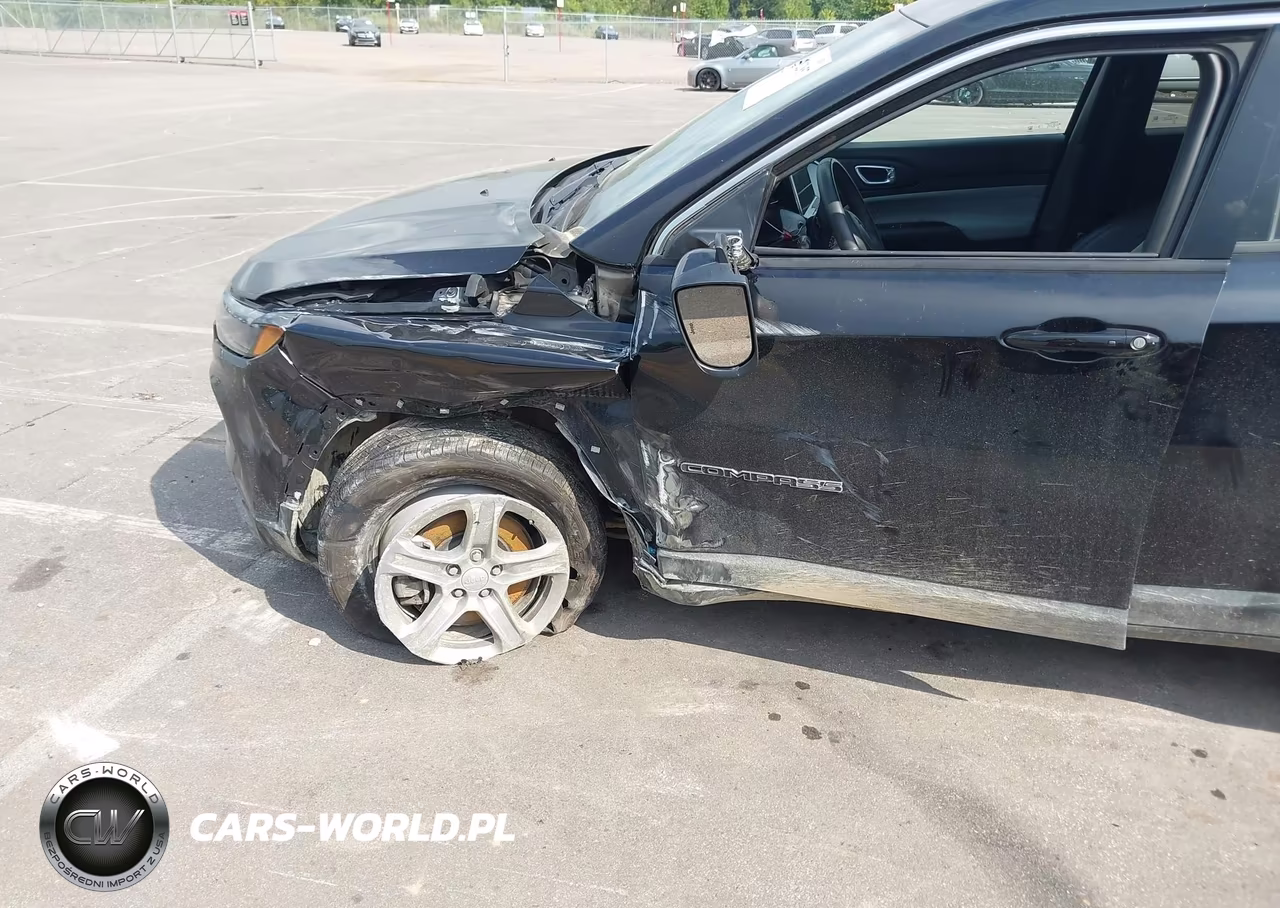 2024 Jeep Compass Latitude 4X4 VIN:3C4NJDBN8RT606505 - 6