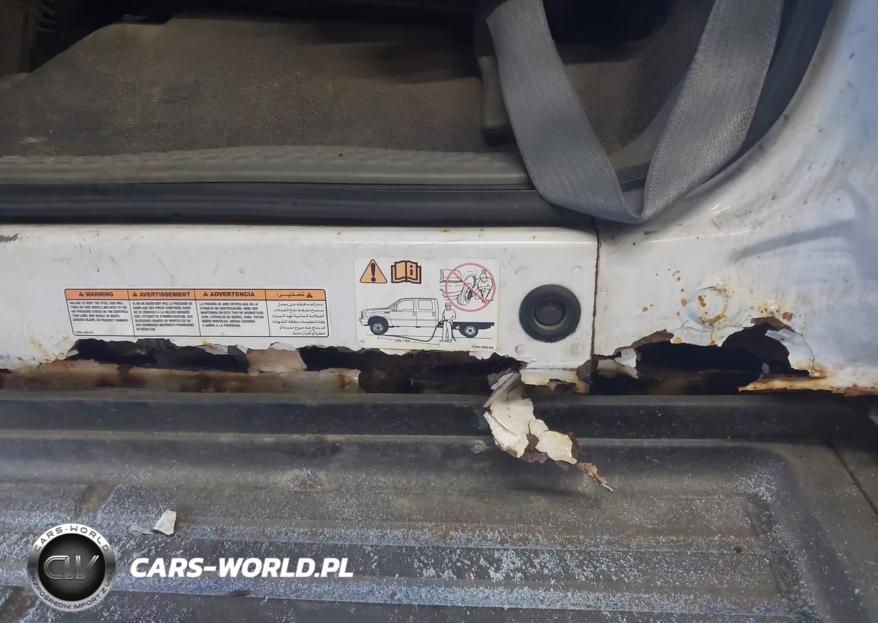 2006 Ford F-550 Chassis Xl-Xlt VIN:1FDAF57P66ED83789 - 17