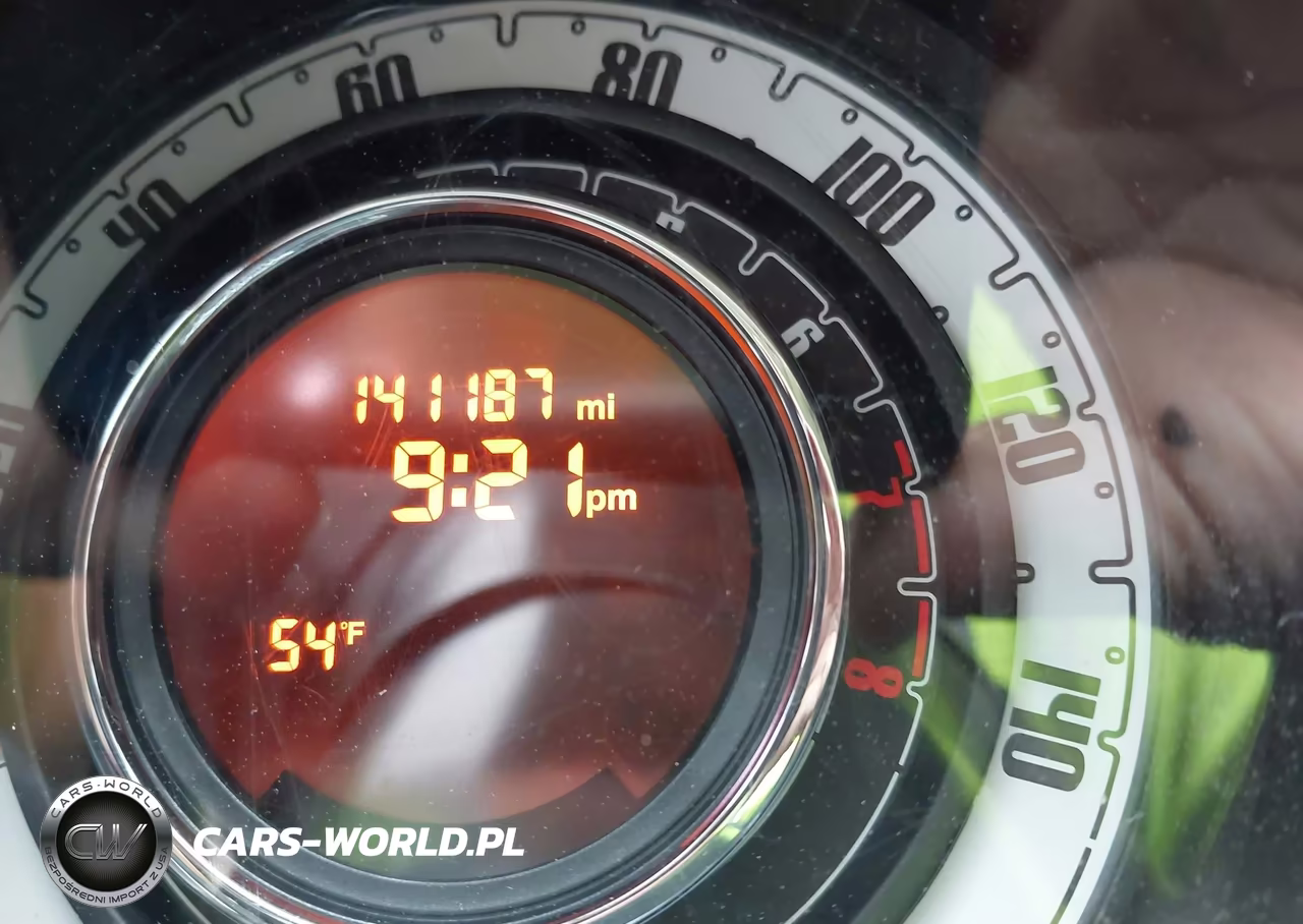 2015 Fiat 500 Pop VIN:3C3CFFAR0FT623694 - 7