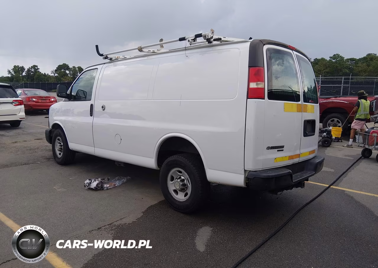 2013 Chevrolet Express 2500 Work Van VIN:1GCWGFCA1D1146808 - 3