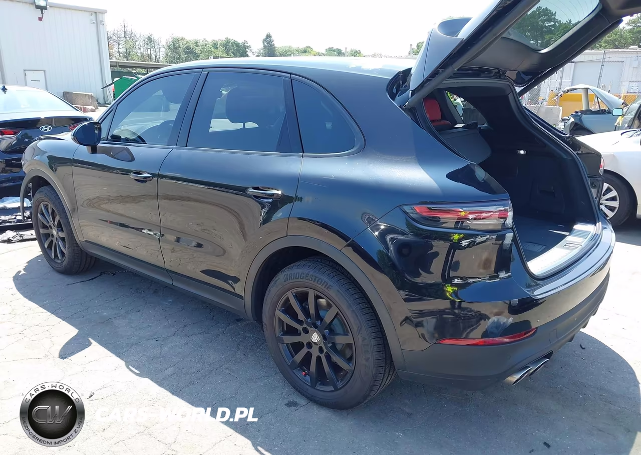 2019 Porsche Cayenne S VIN:WP1AB2AY2KDA61441 - 3