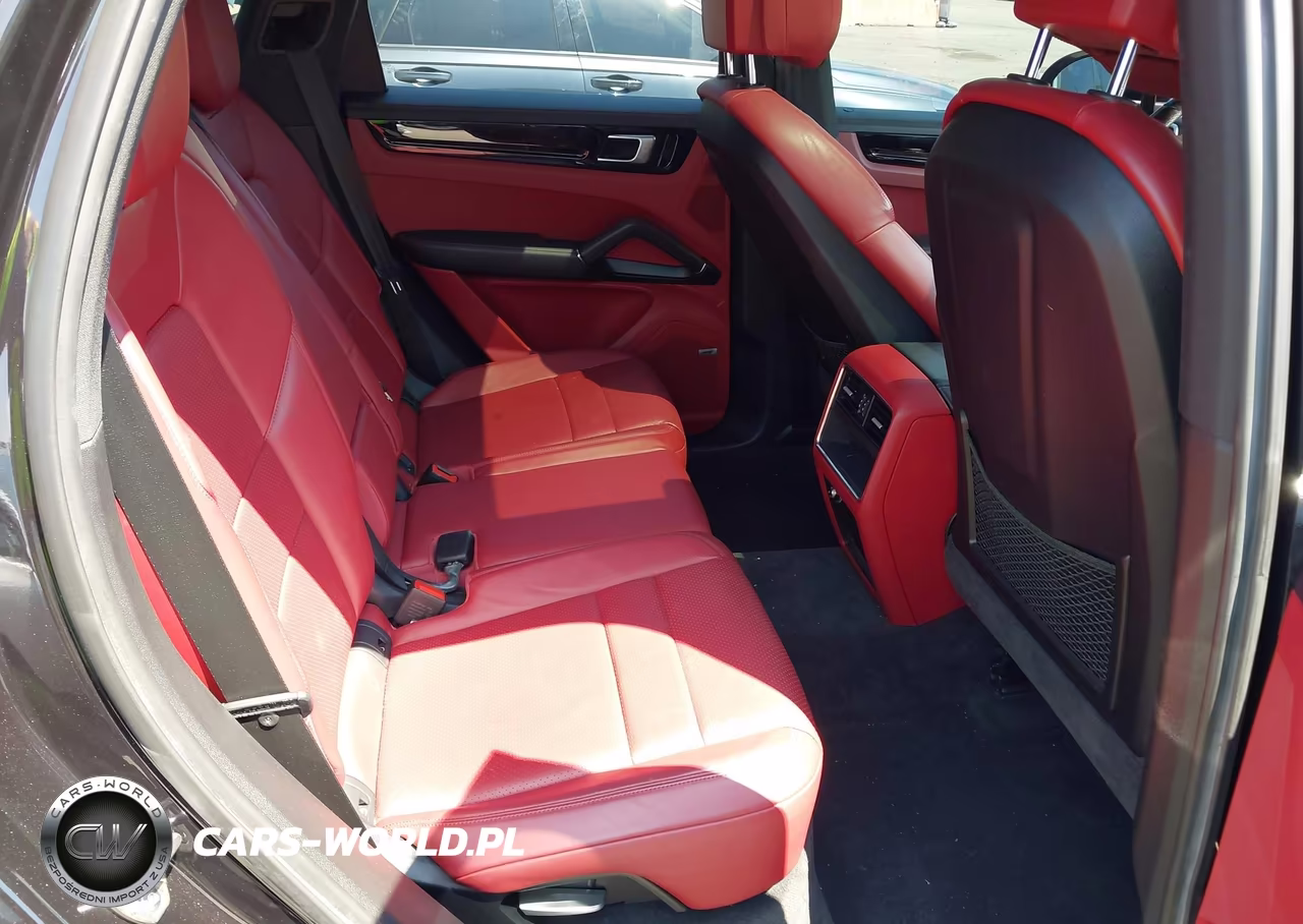 2019 Porsche Cayenne S VIN:WP1AB2AY2KDA61441 - 8