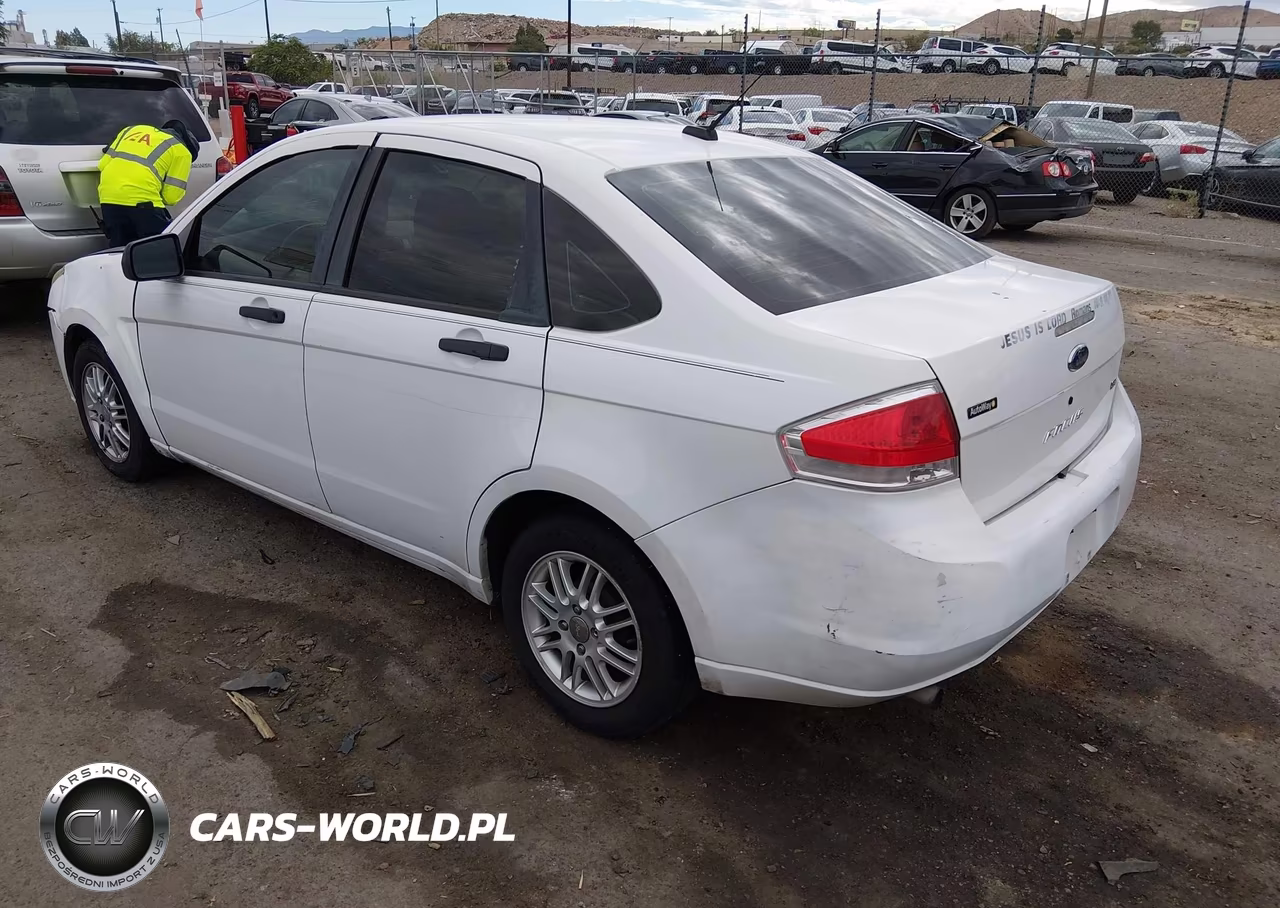 2008 Ford Focus Se-Ses VIN:1FAHP35N48W193627 - 3