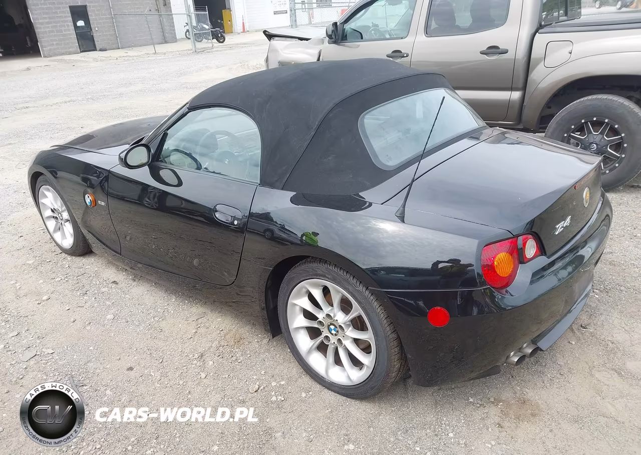 2003 BMW Z4 2.5I VIN:4USBT33463LS44183 - 3