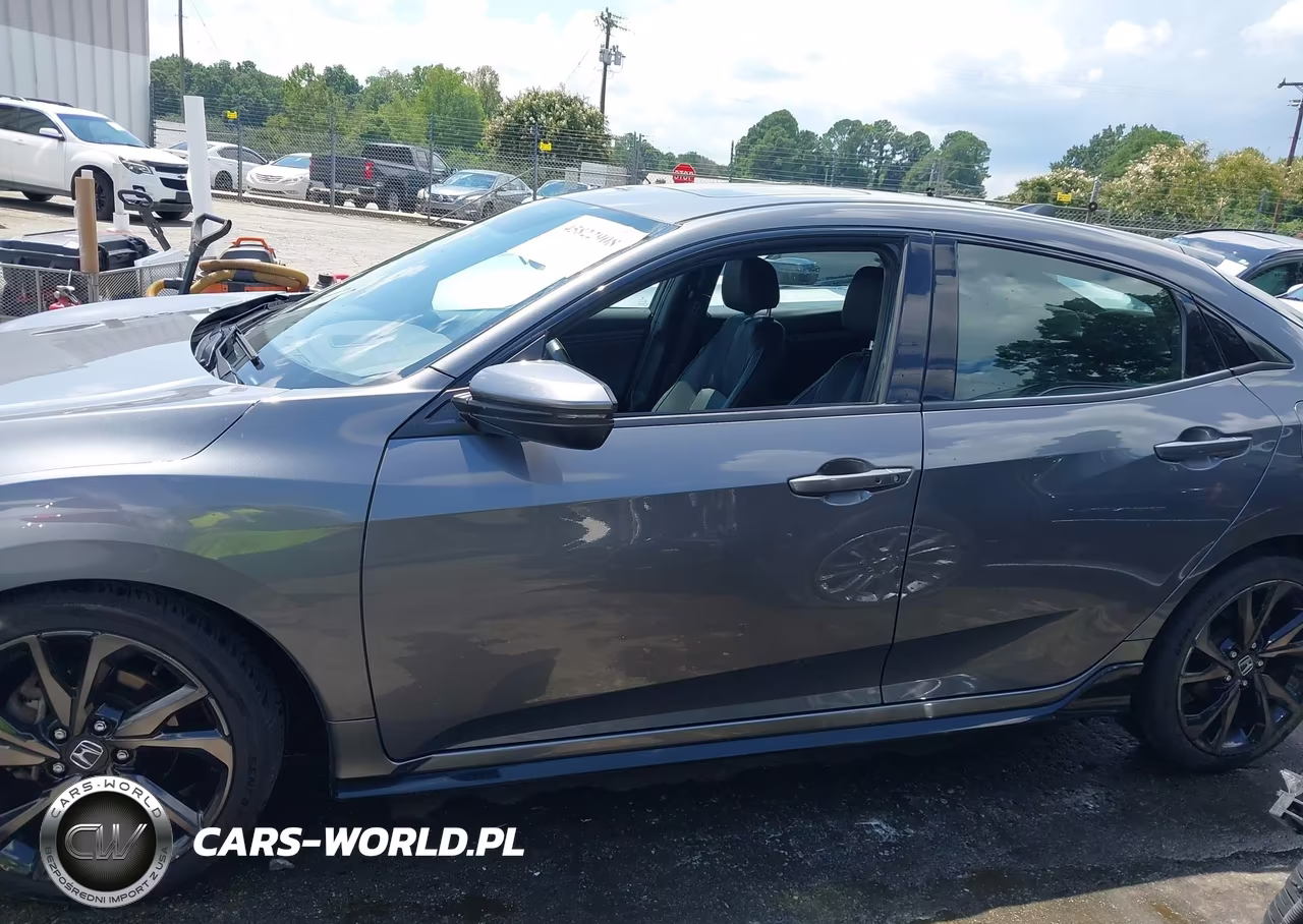 2018 Honda Civic Sport Touring VIN:SHHFK7H93JU413693 - 14