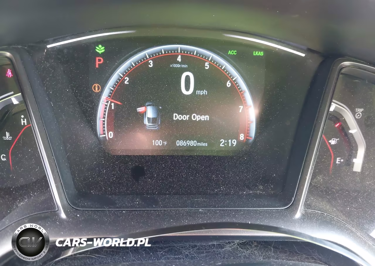 2018 Honda Civic Sport Touring VIN:SHHFK7H93JU413693 - 7