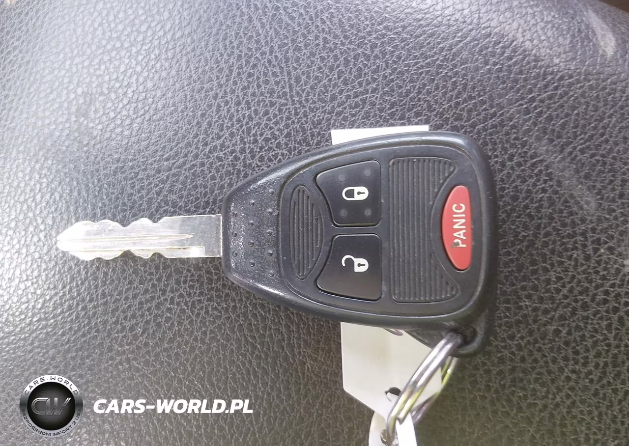 2011 Jeep Wrangler Rubicon VIN:1J4BA6D12BL546192 - 11