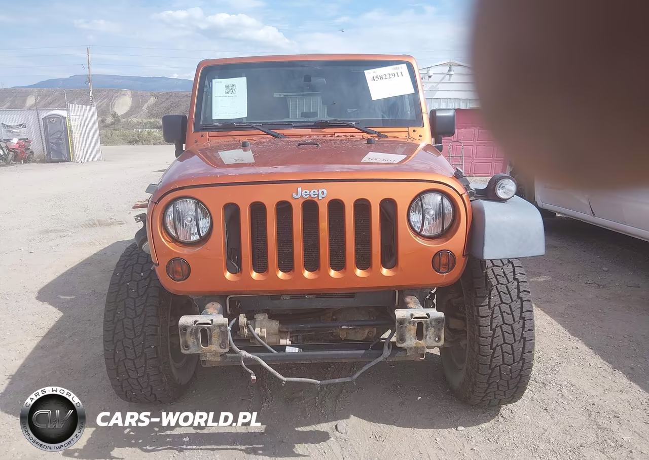 2011 Jeep Wrangler Rubicon VIN:1J4BA6D12BL546192 - 13
