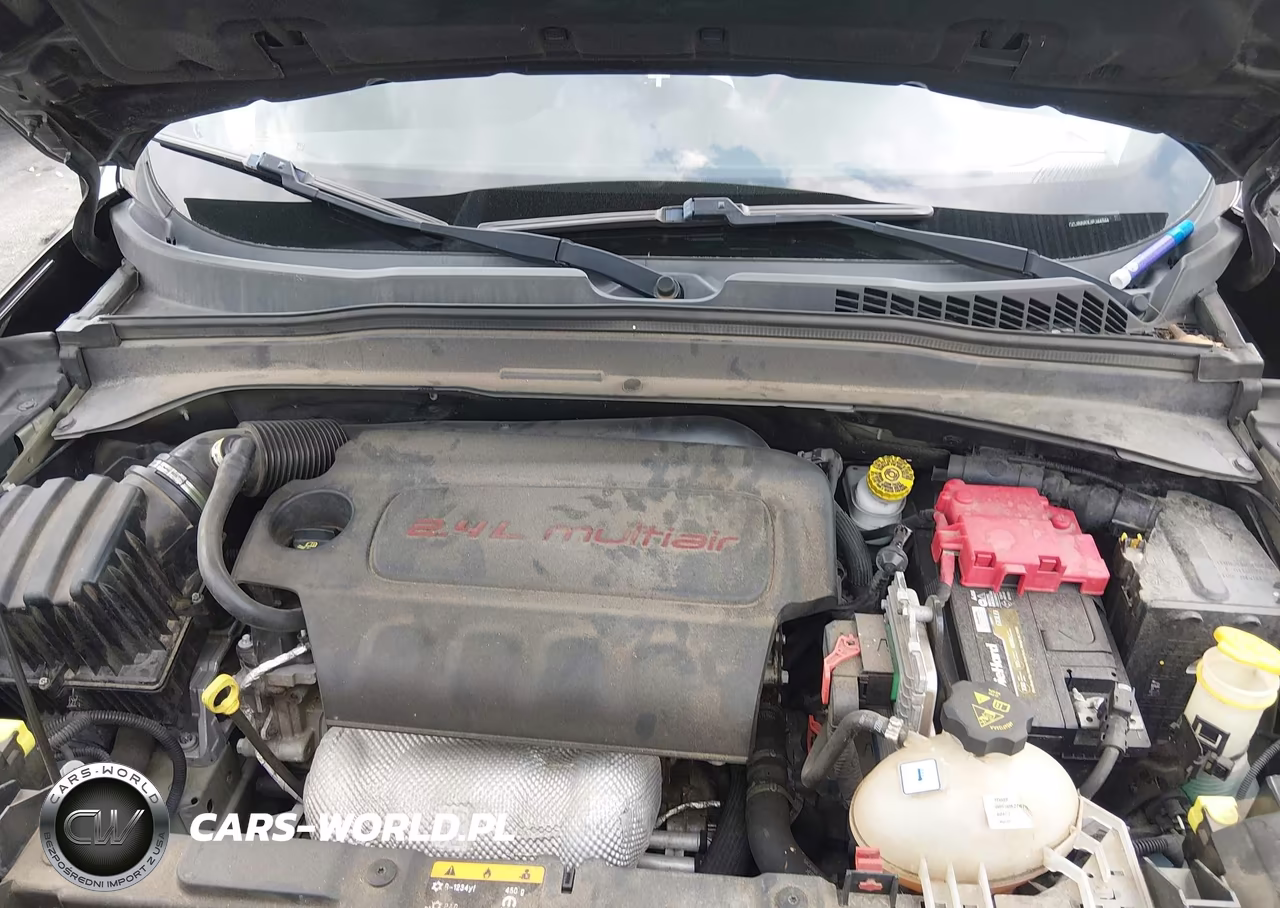 2018 Jeep Renegade Latitude 4X4 VIN:ZACCJBBBXJPJ44944 - 10
