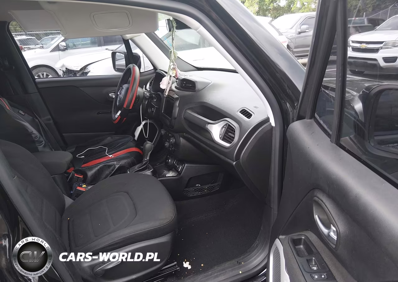 2018 Jeep Renegade Latitude 4X4 VIN:ZACCJBBBXJPJ44944 - 13