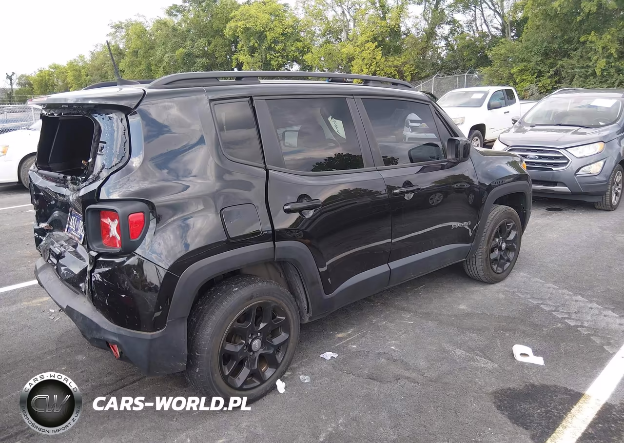 2018 Jeep Renegade Latitude 4X4 VIN:ZACCJBBBXJPJ44944 - 4