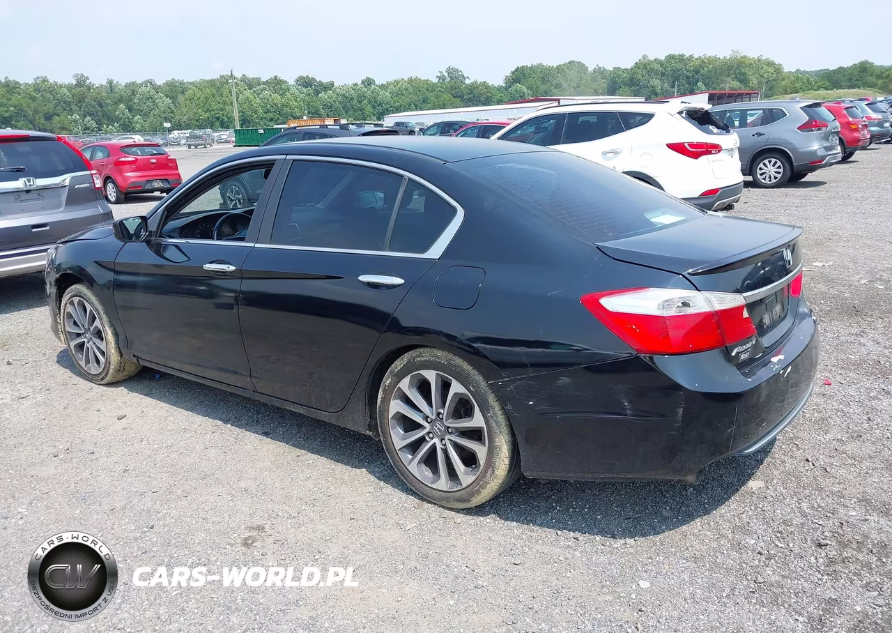 2015 Honda Accord Sport VIN:1HGCR2F57FA264726 - 3