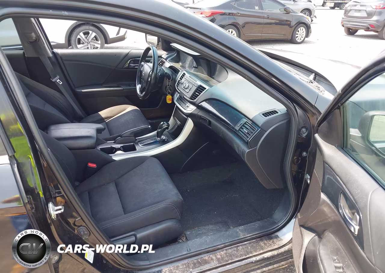 2015 Honda Accord Sport VIN:1HGCR2F57FA264726 - 5