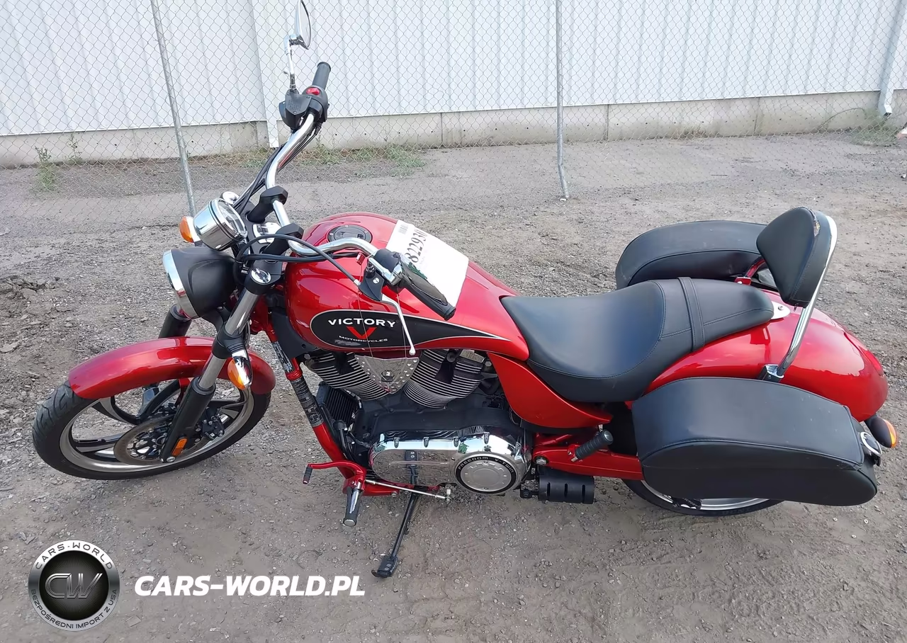 2014 Victory Motorcycles Jackpot VIN:5VPXB36N0E3026859 - 14