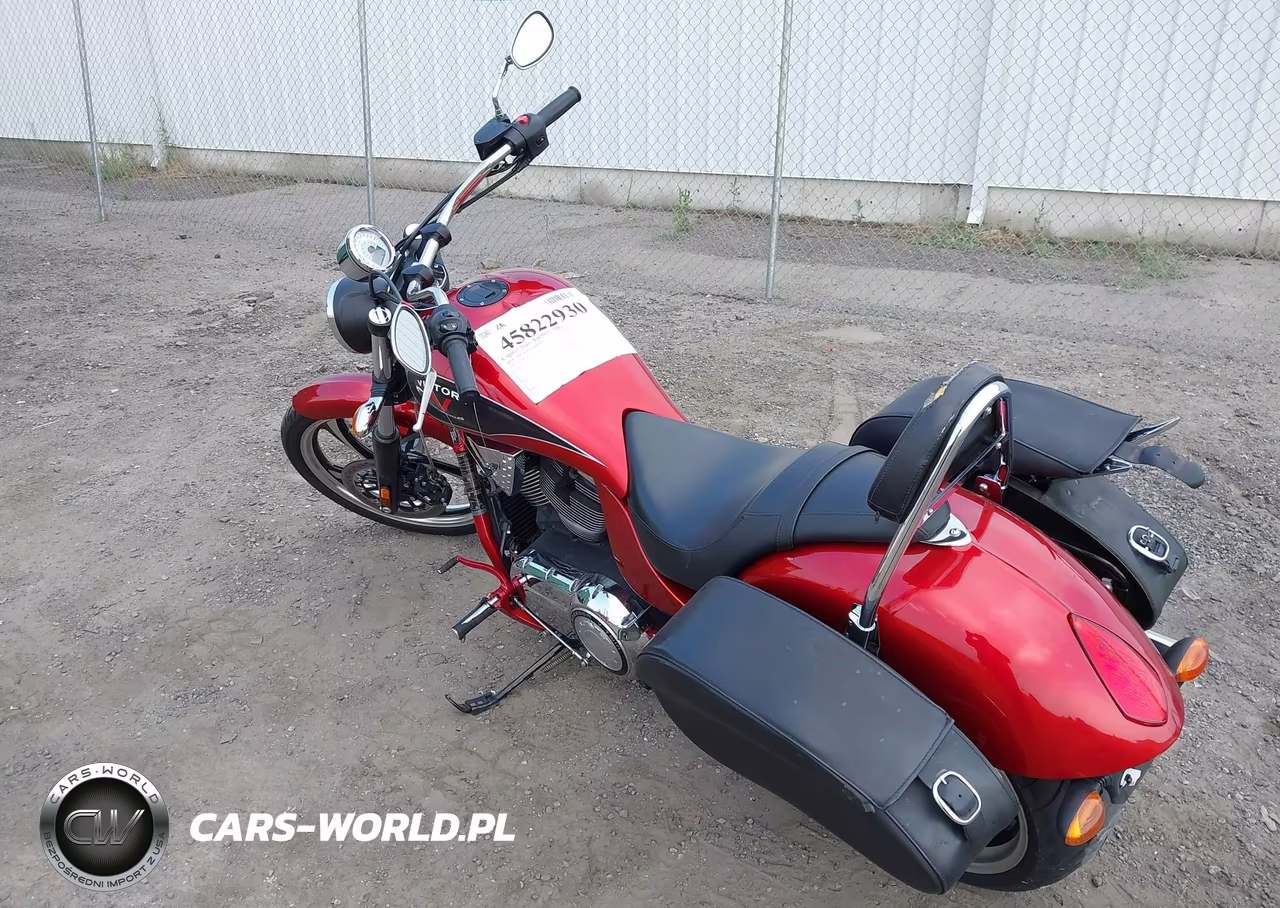 2014 Victory Motorcycles Jackpot VIN:5VPXB36N0E3026859 - 3