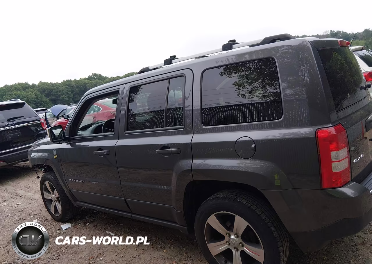 2016 Jeep Patriot High Altitude Edition VIN:1C4NJRFB3GD627584 - 15