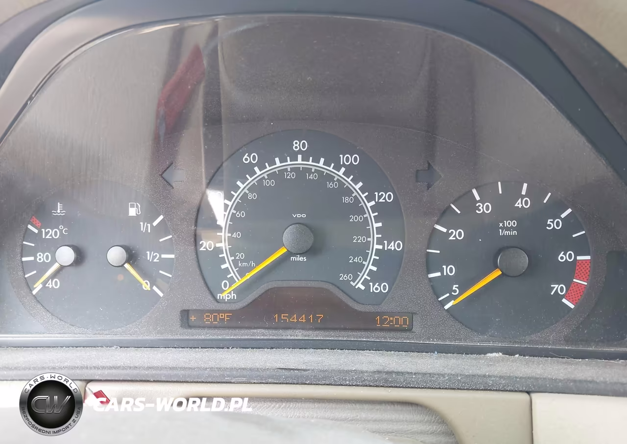 1999 Mercedes-Benz E 320 VIN:WDBJF65H8XA853933 - 7