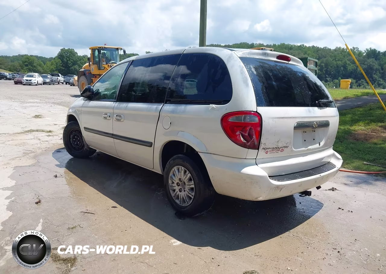 2005 Chrysler Town & Country VIN:1C4GP45R95B417265 - 3