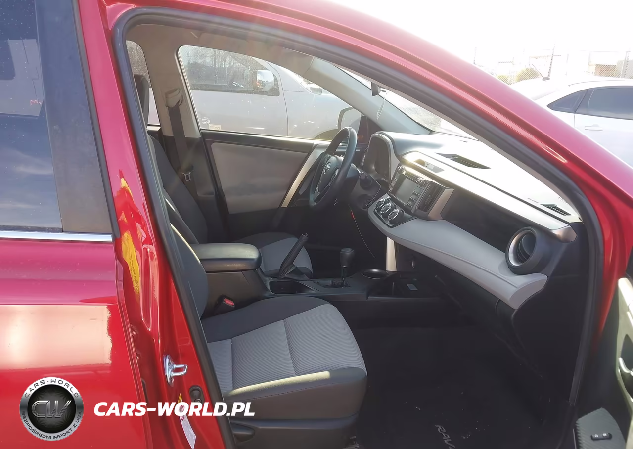 2015 Toyota Rav4 Le VIN:JTMZFREV9FJ031538 - 5