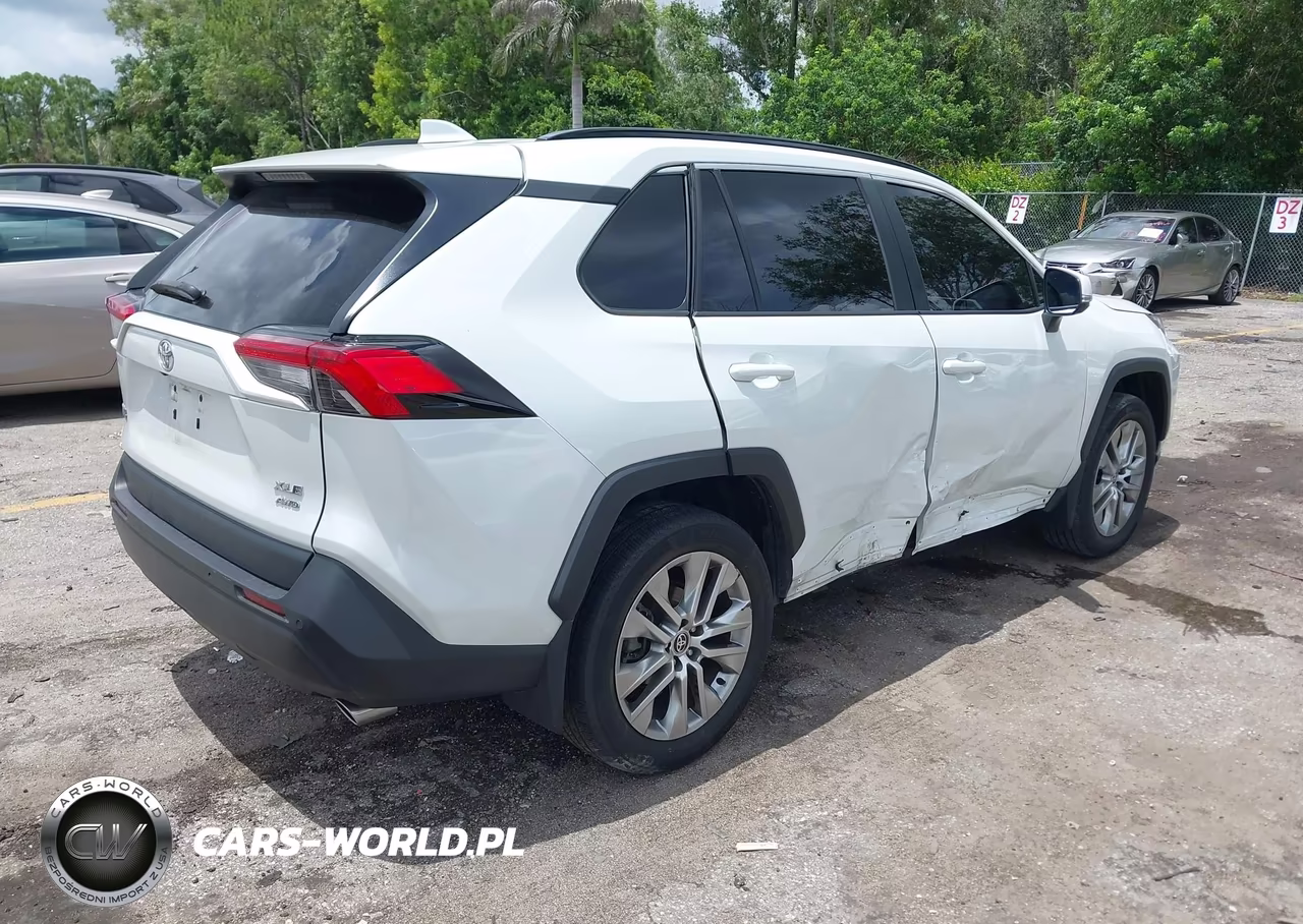2024 Toyota Rav4 Xle Premium VIN:2T3A1RFV0RW416275 - 4