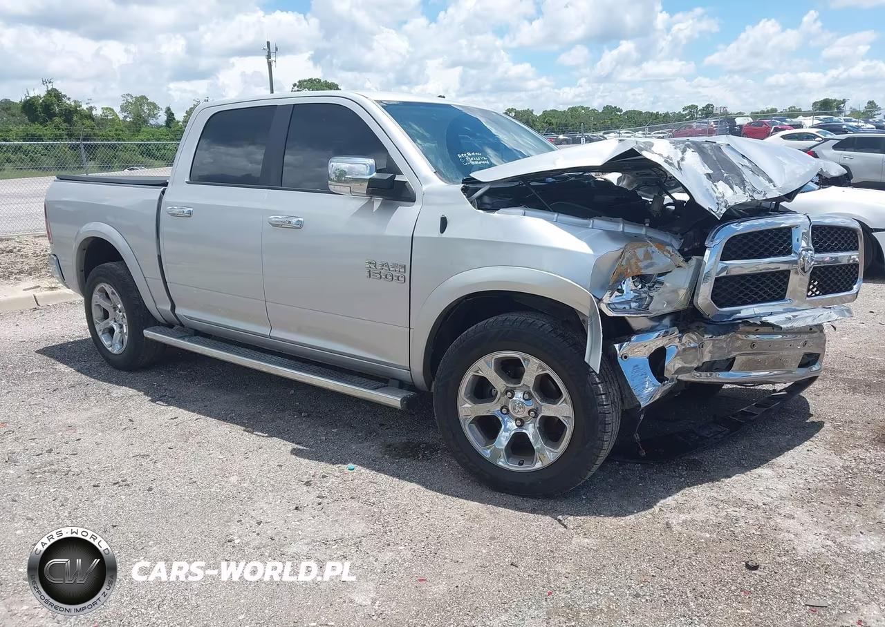 2017 Ram 1500 Laramie 4X2 5'7 Box – zdjęcie 1 z 16