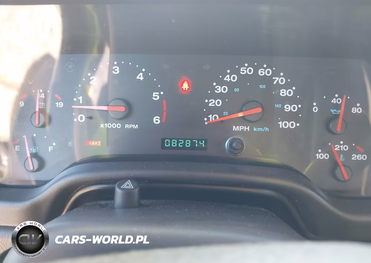 2002 Jeep Wrangler Sport VIN:1J4FA49S42P721140 - 7