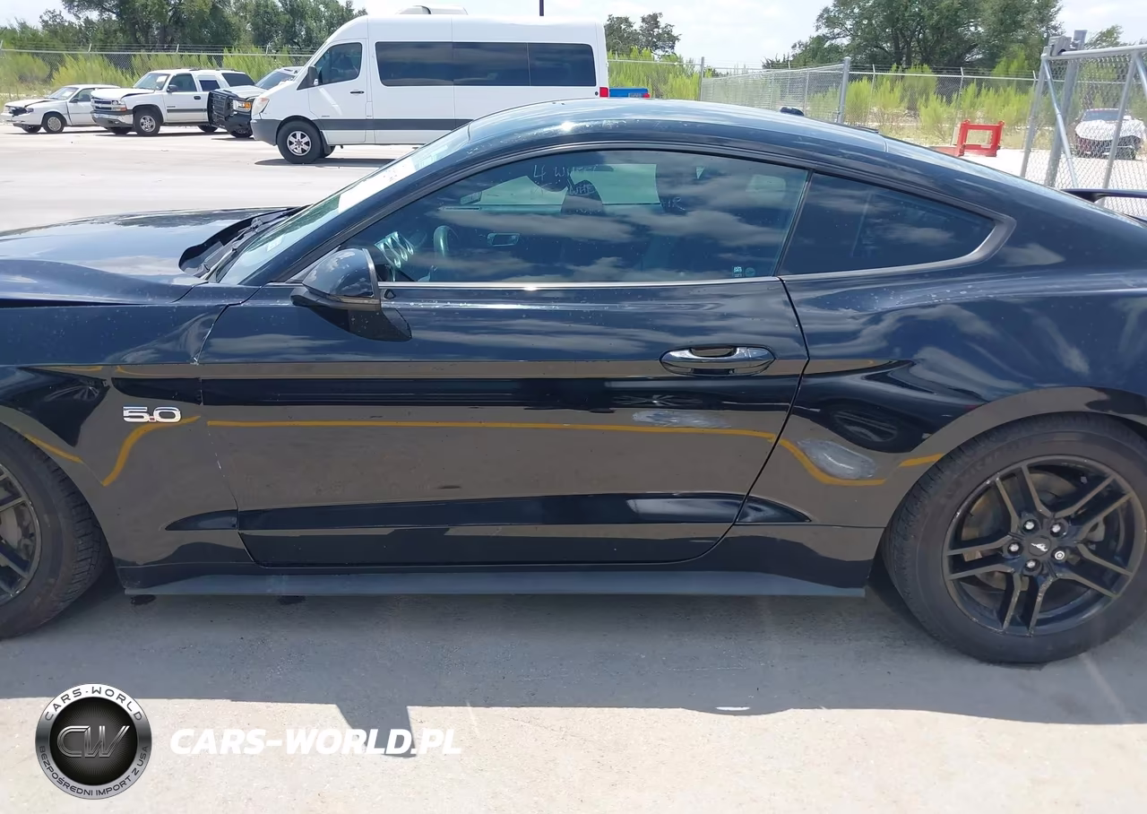 2018 Ford Mustang Gt Premium VIN:1FA6P8CF2J5122308 - 15