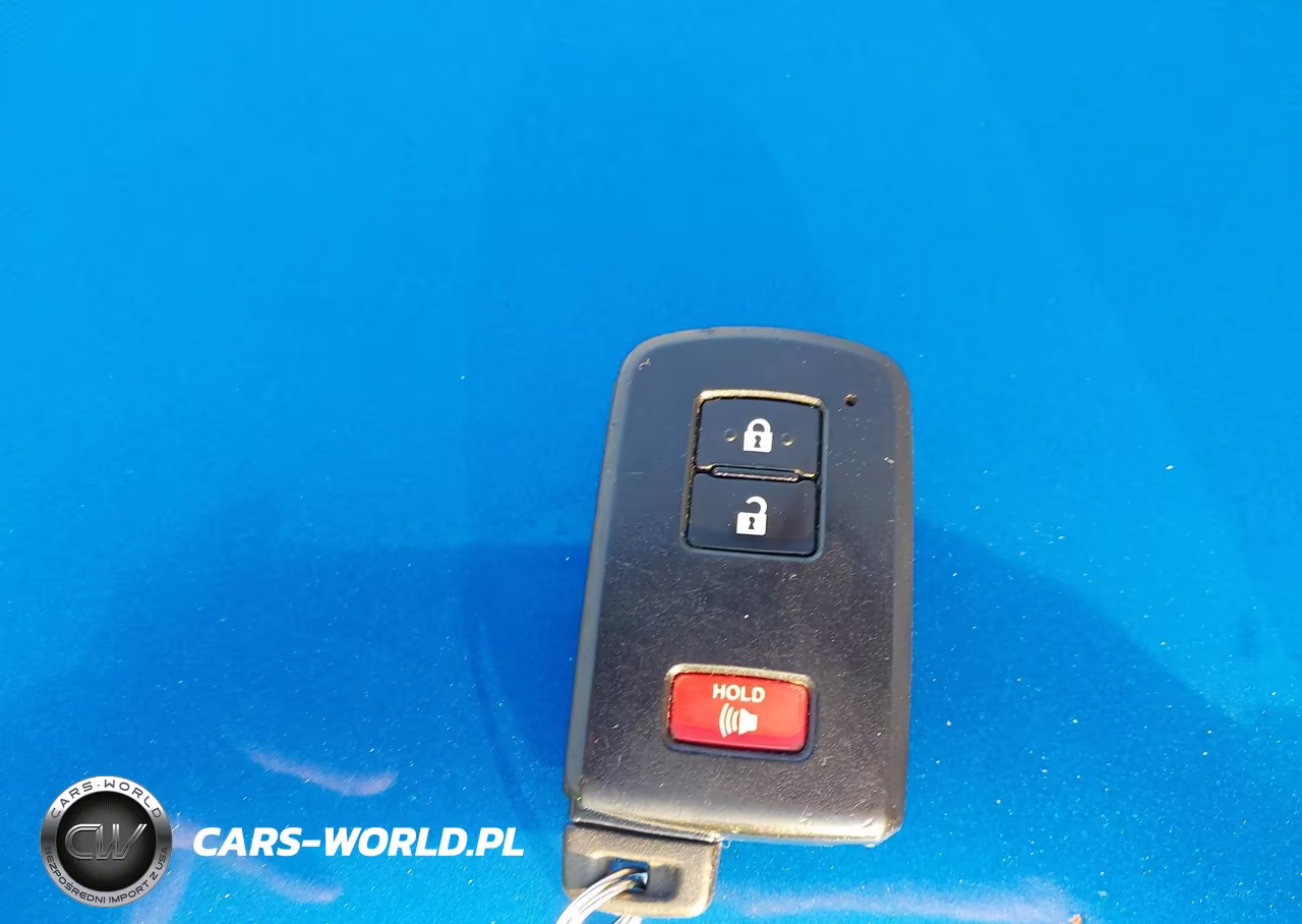 2016 Toyota Prius C Four VIN:JTDKDTB34G1134505 - 11