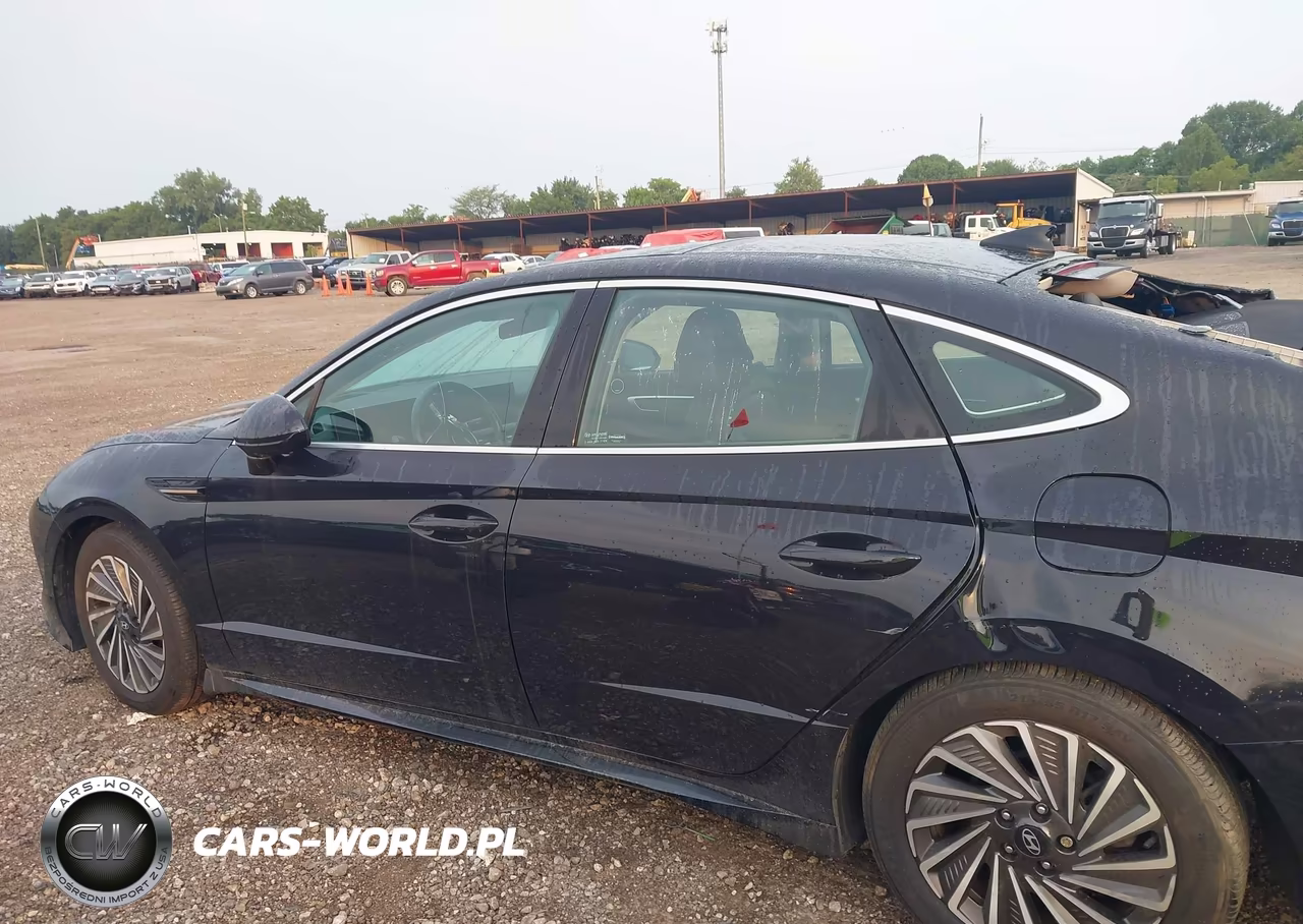 2024 Hyundai Sonata Hybrid Limited VIN:KMHL54JJ3RA088428 - 14