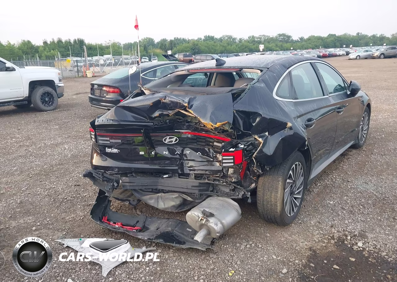 2024 Hyundai Sonata Hybrid Limited VIN:KMHL54JJ3RA088428 - 16