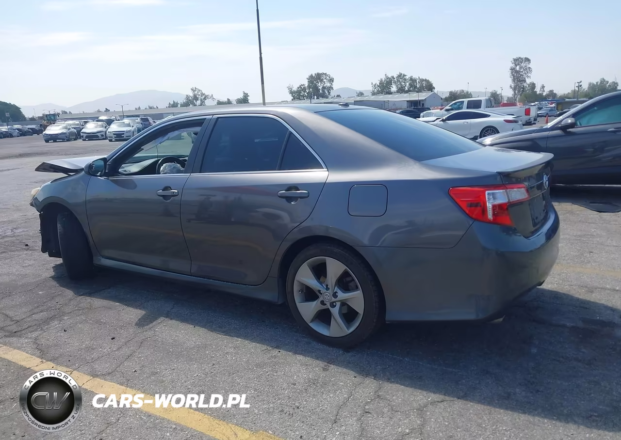 2013 Toyota Camry Se V6 VIN:4T1BK1FKXDU534098 - 3