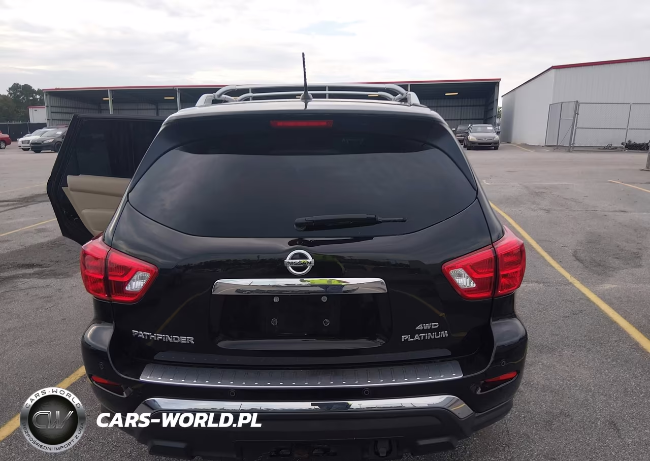 2018 Nissan Pathfinder Platinum VIN:5N1DR2MM8JC607047 - 17
