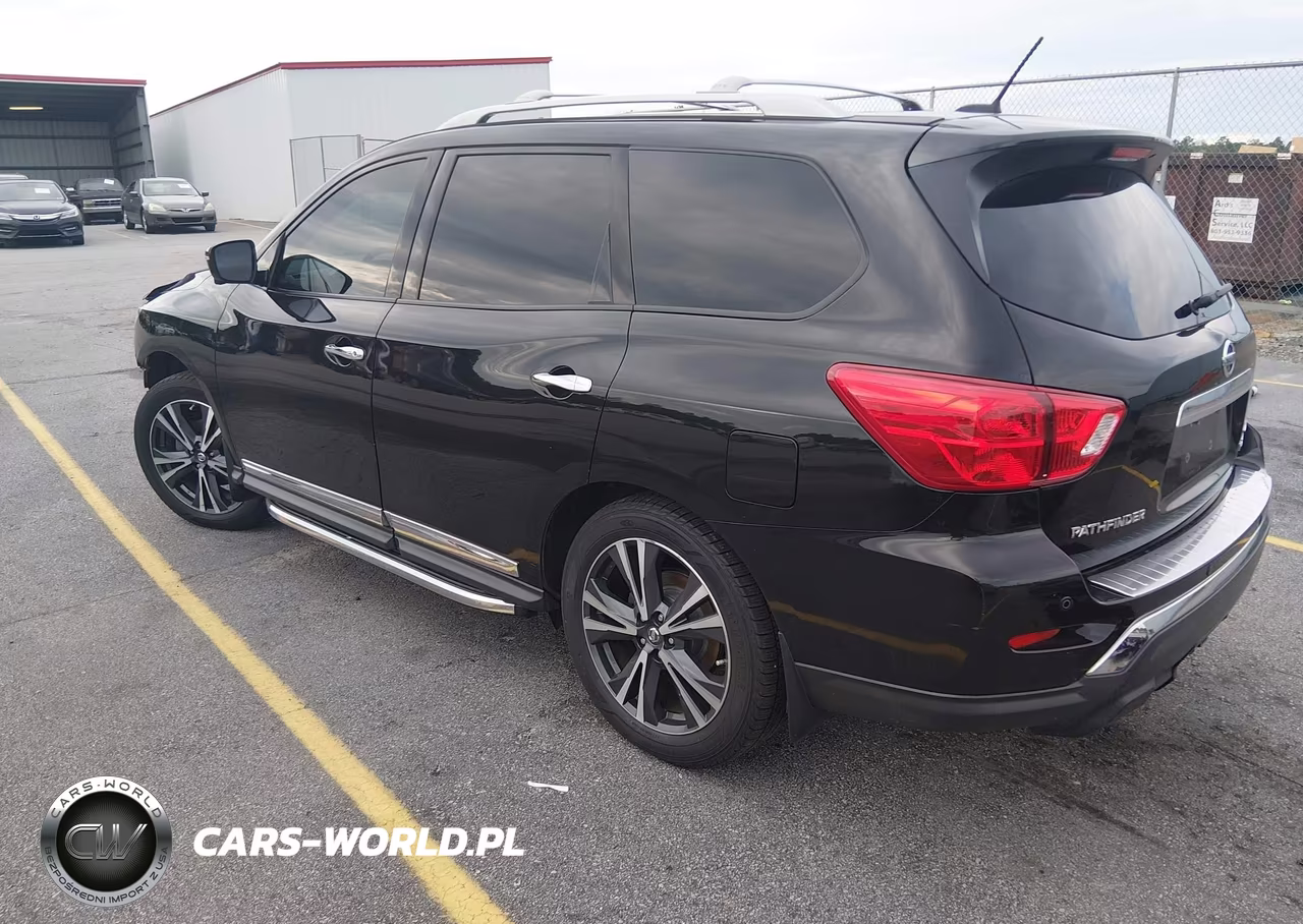 2018 Nissan Pathfinder Platinum VIN:5N1DR2MM8JC607047 - 3