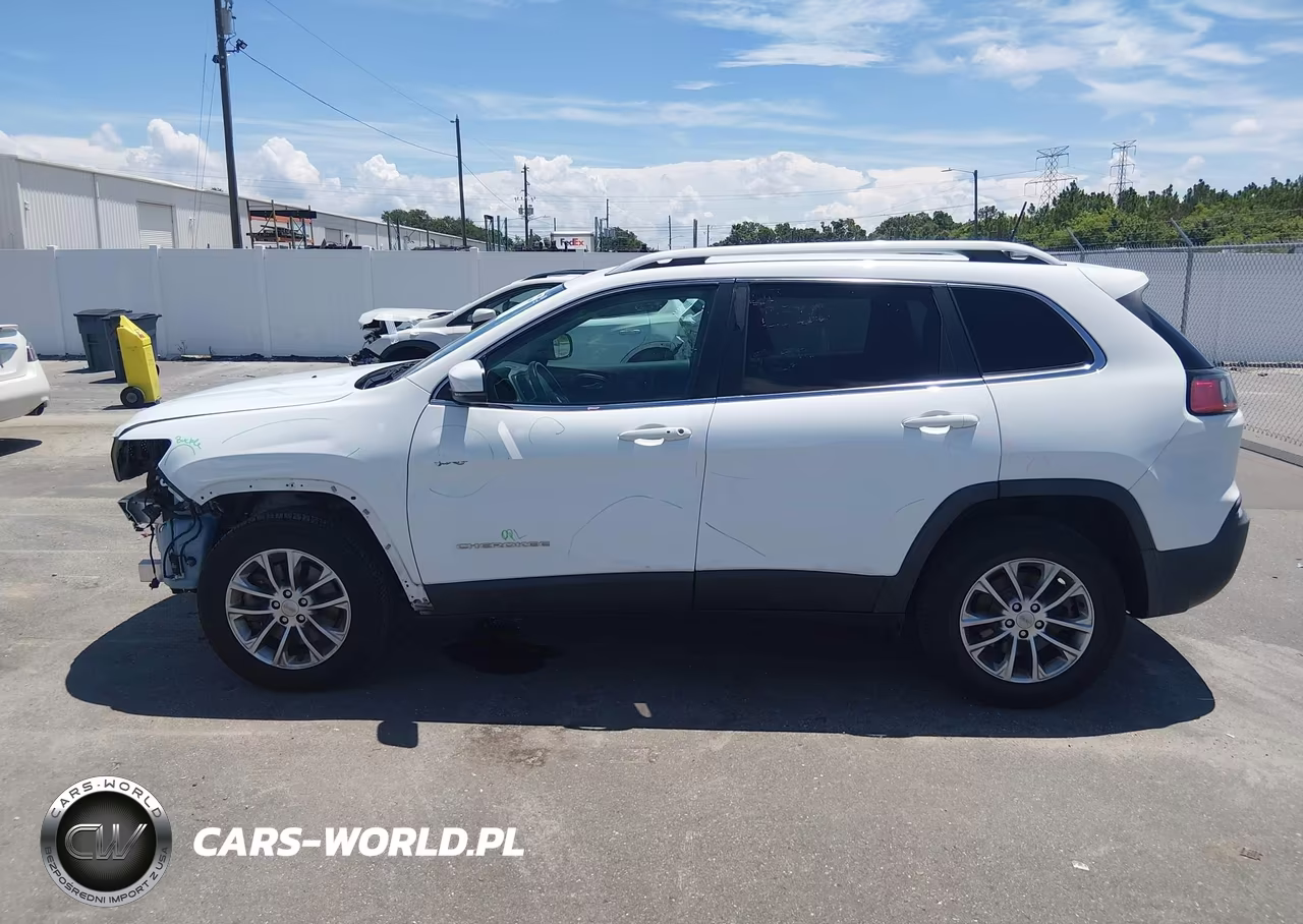 2019 Jeep Cherokee Latitude Plus 4X4 VIN:1C4PJMLN5KD116350 - 14