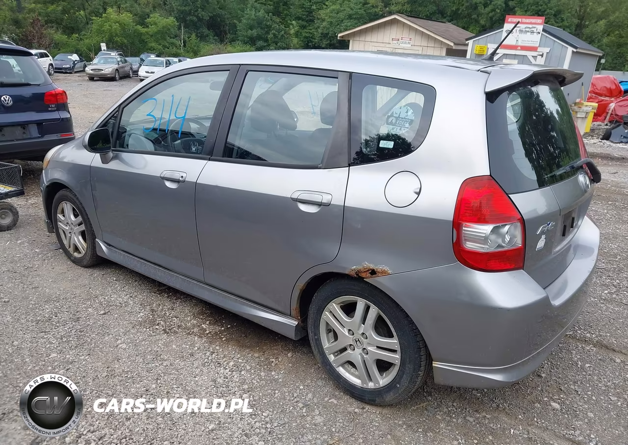 2007 Honda Fit Sport VIN:JHMGD37657S056673 - 3