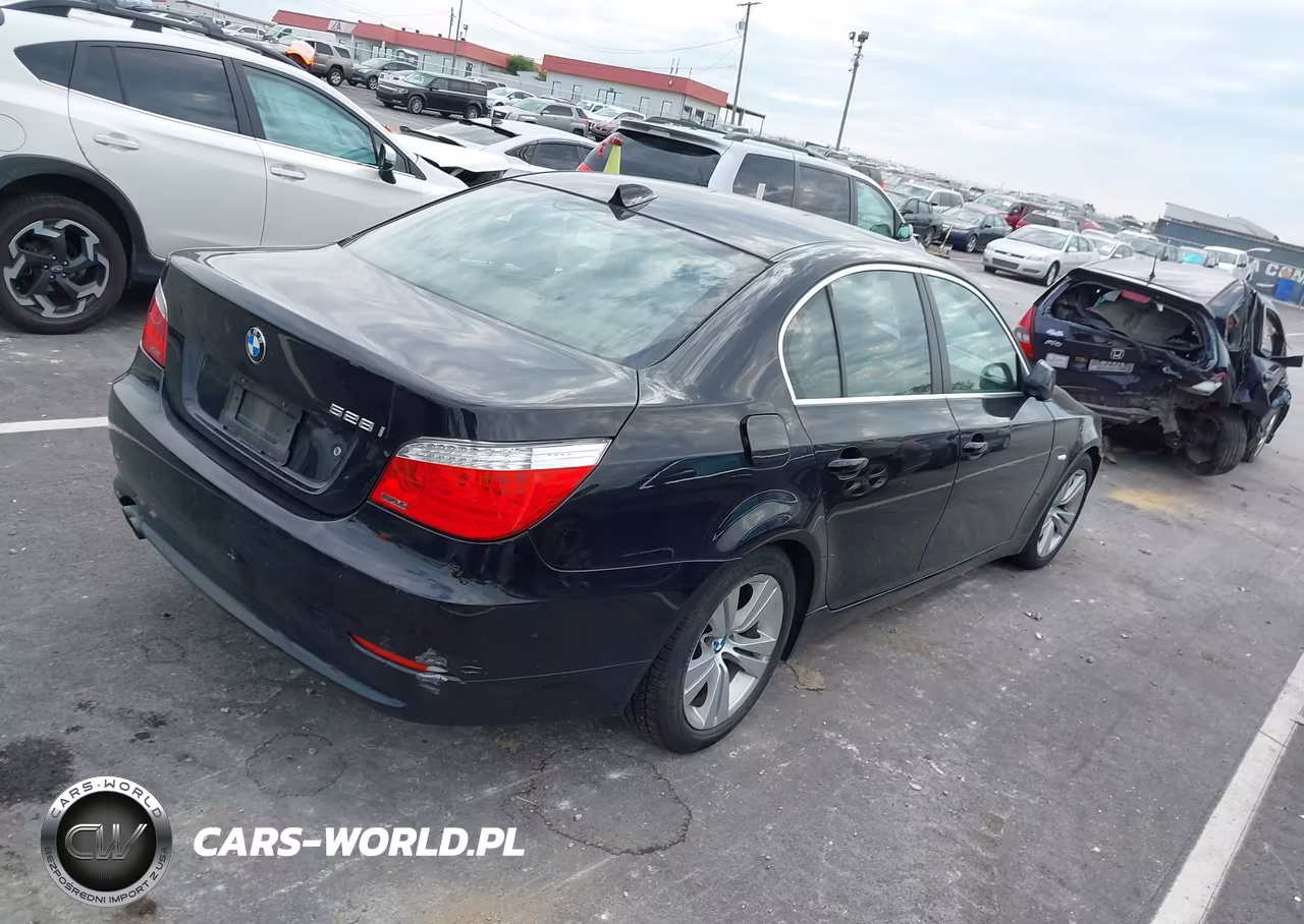 2010 BMW 528I VIN:WBANU5C57AC460879 - 4