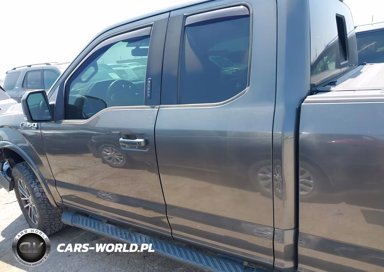2018 Ford F-150 Xlt VIN:1FTEX1EP7JFA33377 - 14