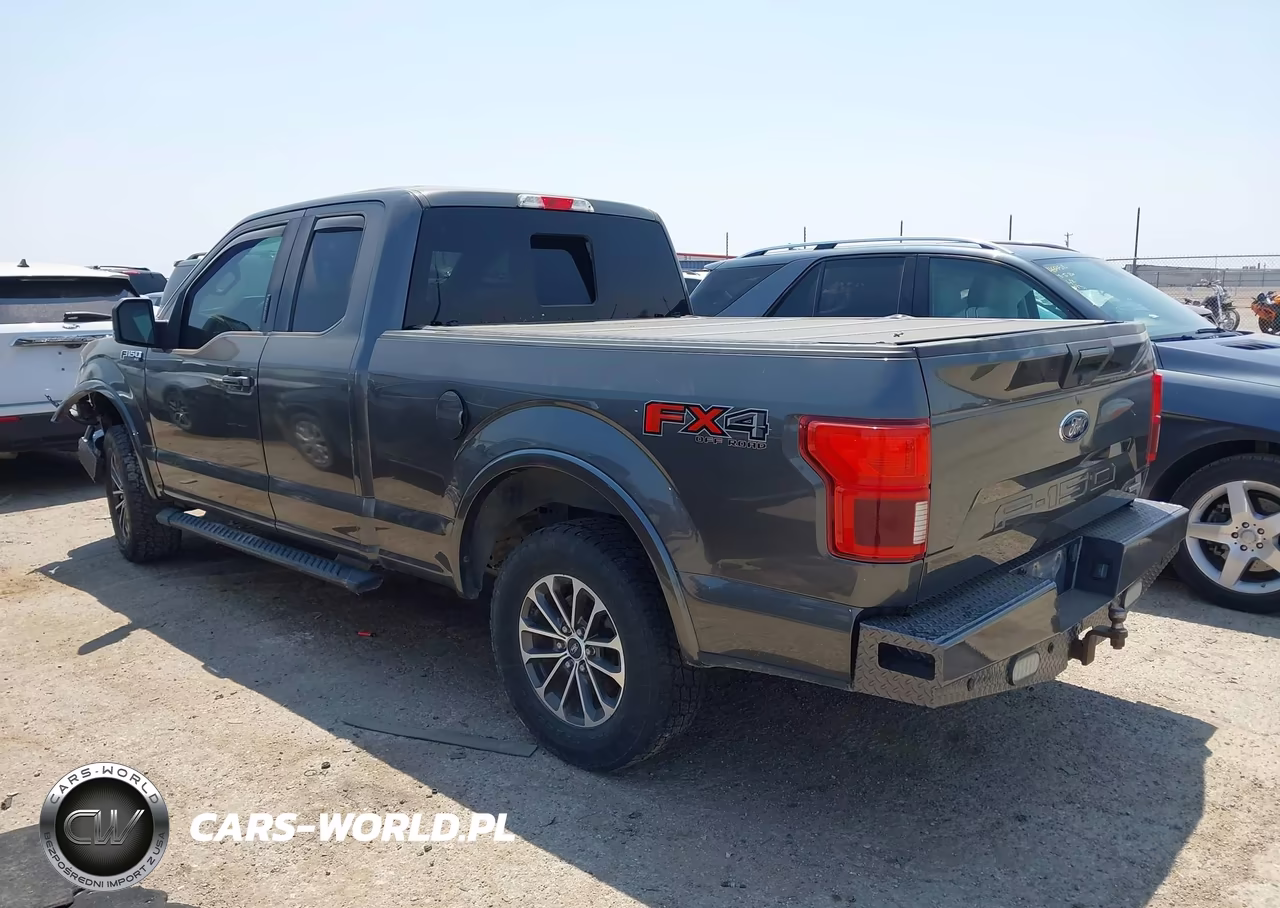 2018 Ford F-150 Xlt VIN:1FTEX1EP7JFA33377 - 3