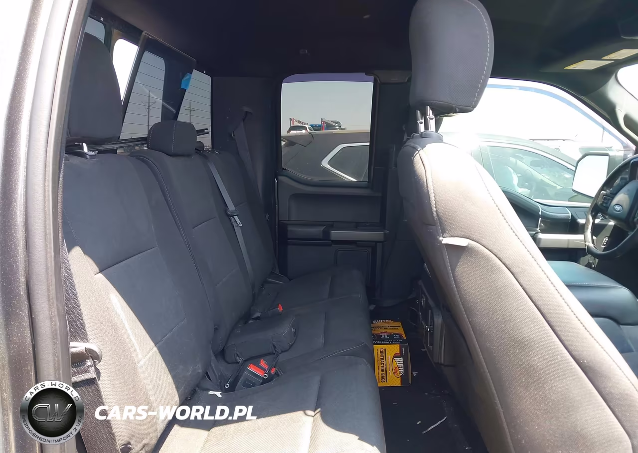 2018 Ford F-150 Xlt VIN:1FTEX1EP7JFA33377 - 8