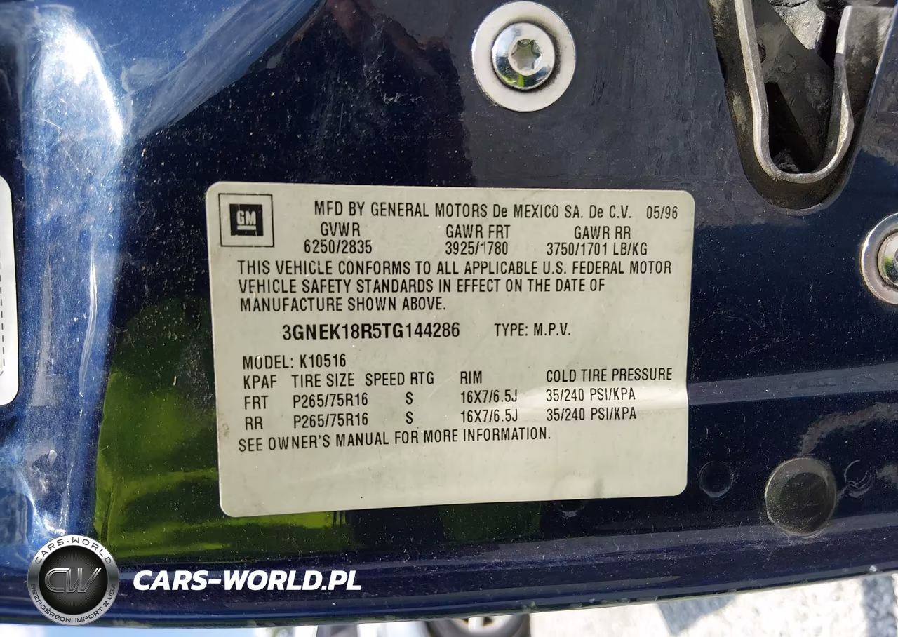 1996 Chevrolet Tahoe K1500 VIN:3GNEK18R5TG144286 - 9