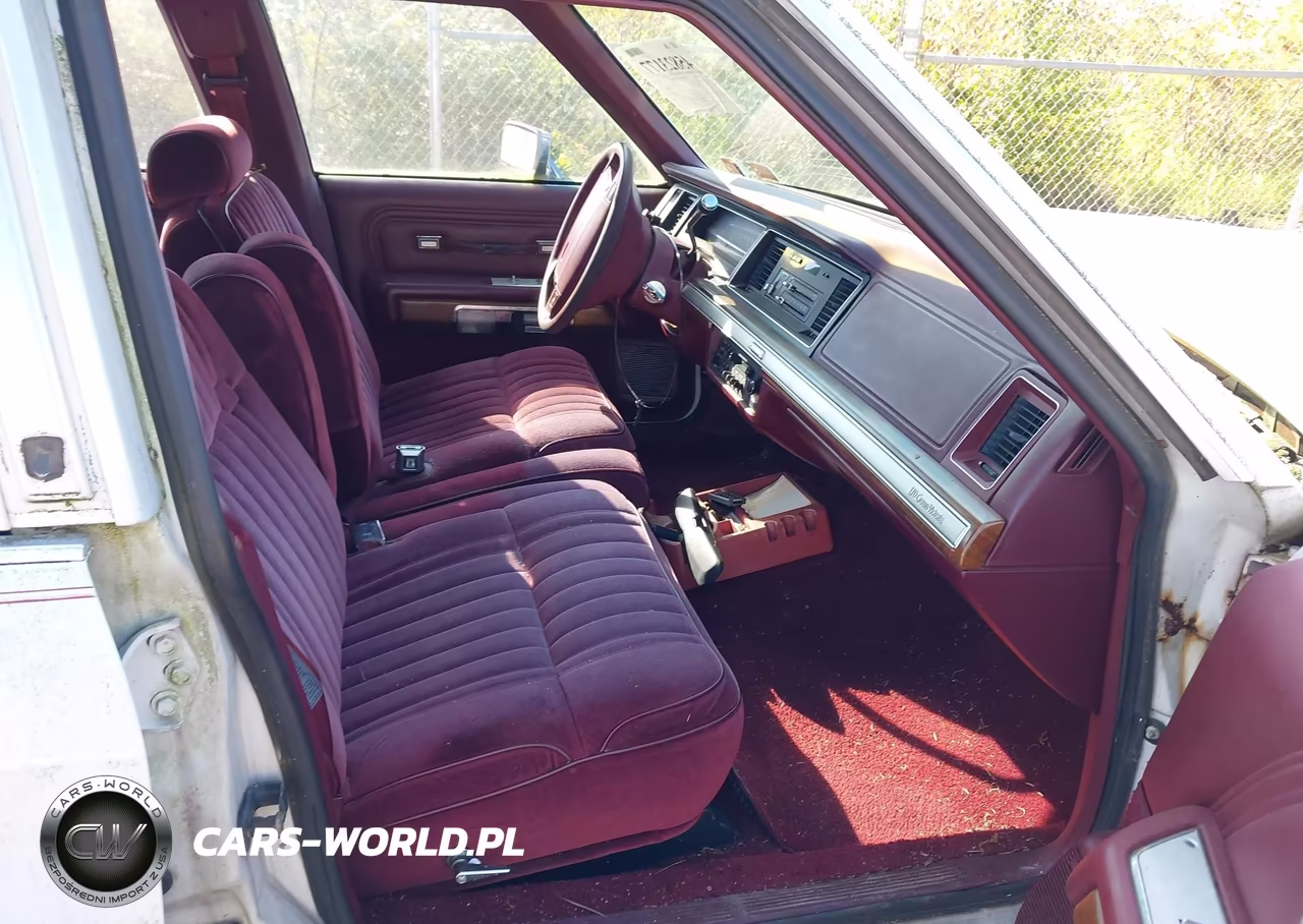 1990 Ford Crown Victoria VIN:2FACP73F4LX170035 - 5