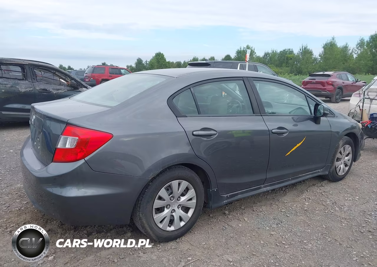 2012 Honda Civic Lx VIN:2HGFB2F50CH330676 - 4