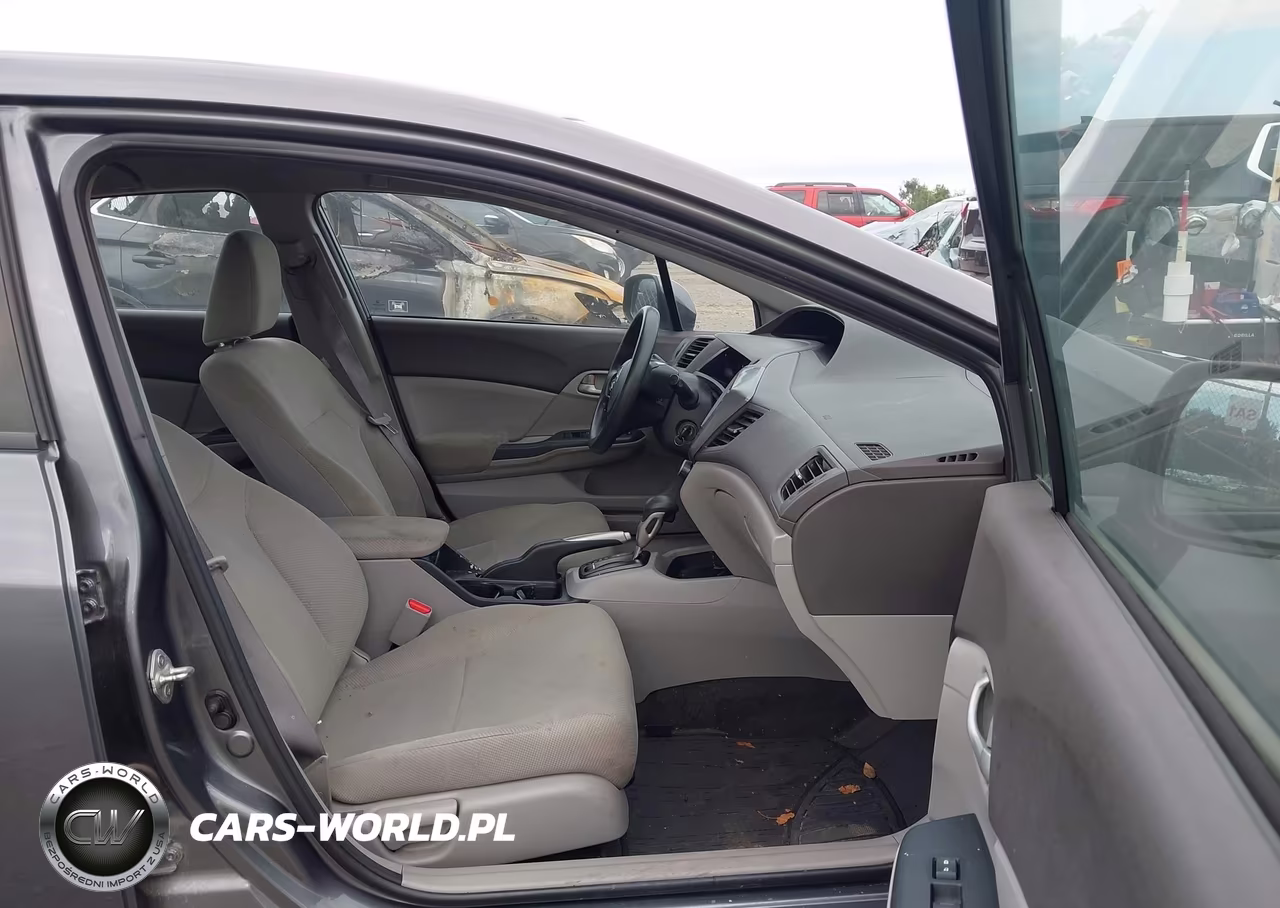 2012 Honda Civic Lx VIN:2HGFB2F50CH330676 - 5