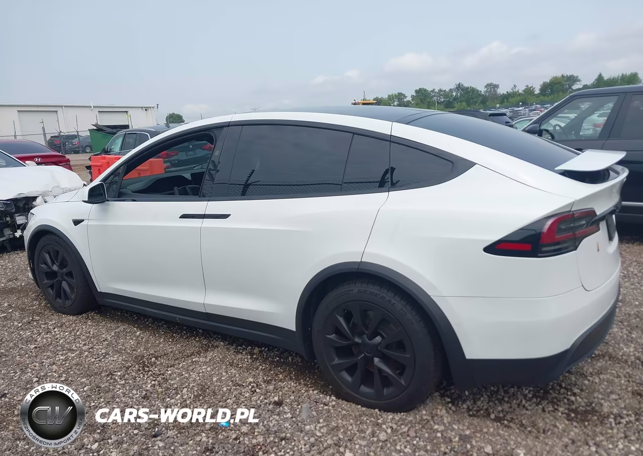 2022 Tesla Model X Dual Motor All-Wheel Drive VIN:7SAXCBE50NF364131 - 14