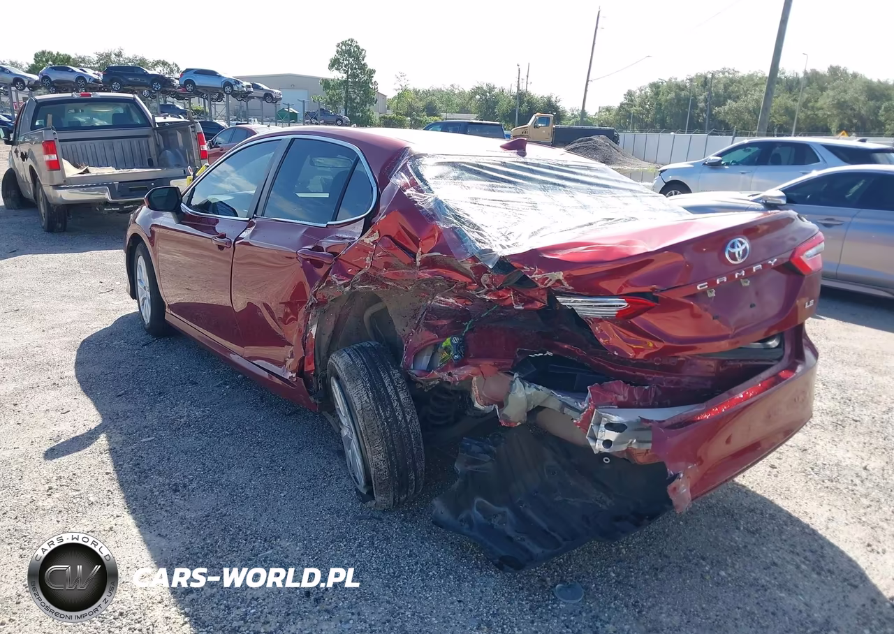 2020 Toyota Camry Le VIN:4T1C11AK8LU366801 - 3